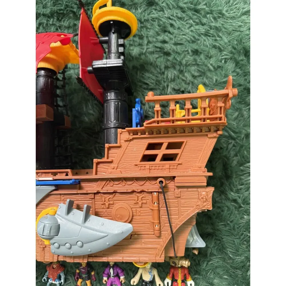 Imaginext Shark Pirate Ship Playset & 6 Action Figures Lot